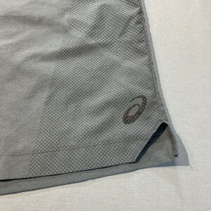 Asics Men's Gray Athletic Shorts Size XL Gym Sport Running Comfort Hiking